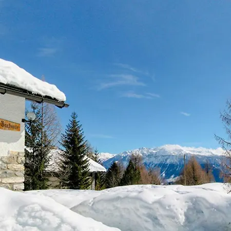 Les Bardeaux בית נופש